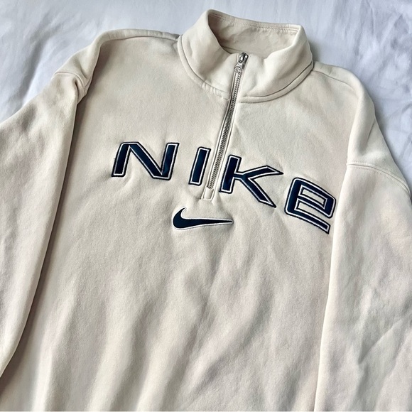 Nike Sportswear Women’s Quarter Zip - Picture 3 of 7